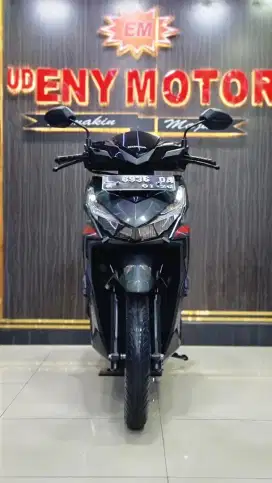 Honda vario 125 thn 2015 warna hitam.