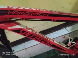 Sepeda Specialized MTB HardRock ukuran 24 Mulus Cibubur Ciracas NEGO