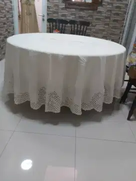 Dijual taplak meja bundar boudir