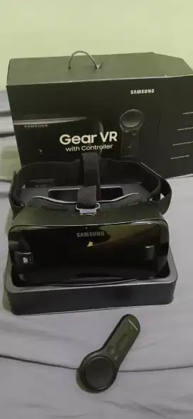 Gear VR Samsung with controller oculus