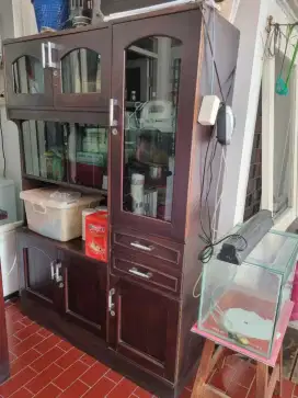 Lemari jati serba guna
