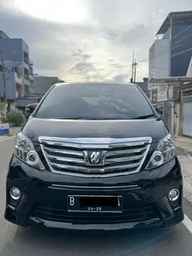 Toyota Alphard 2.4 SC 2012