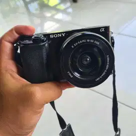 Kamera Sony A6100 Kit 16-50