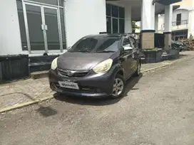 Pajak Panjang - DAIHATSU SIRION 1.3 BENSIN M/T 2011 UNGU