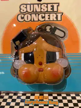 Sunset Concert Cry Baby Airpod Case