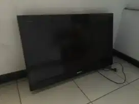 Rosok Tv lcd sharp 32in  MATI