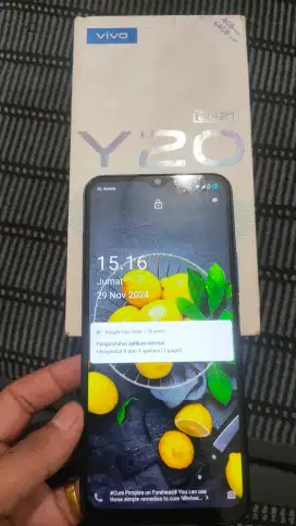 Handphone Vivo Y20