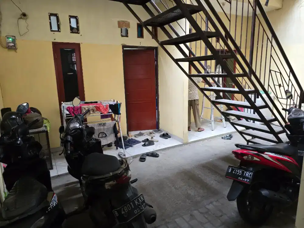 Disewakan Rumah Petakan Kecapi