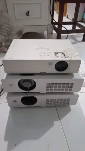 Terima tampung lcd projector/proyektor