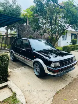 Toyota Starlet EP70 1.0 Si Limited Mt Hitam 1986