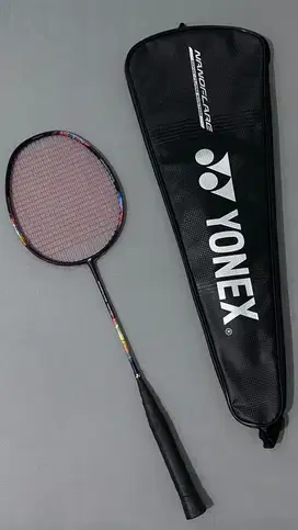 Like New! Raket Yonex Nanoflare 700 Pro 4Ug5