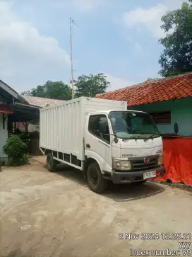 Hino engkel long PowerStering siap pakai