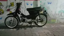 Dijual motor bekas Astrea grand