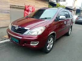 Toyota Kijang Innova 2005 Bensin