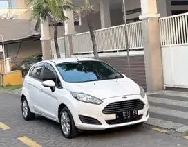 Ford Fiesta Trend 1.5 AT 2013 - cash / kredit Dp ringan