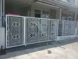 Pintu pagar minimalis