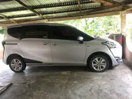 Toyota Sienta G 1.5 Manual 2018 pemakaian 2019 akhir