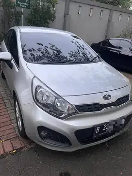 Dijual Kia Rio 2012 Automatic