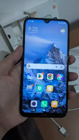 Xiaomi Redmi Note 8 Ram 4 GB / 64 GB Rom Hitam Murah Mulus Original