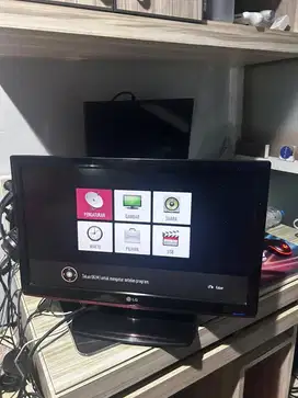 Tv Lg 22 inch Mulus normal