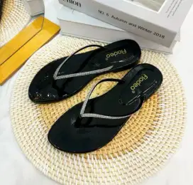 Sandal mutiara,sandal bagus