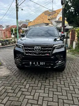 ForTUNER GR 2.8AT diesel 4x4 Tetradrive 2023” istimewa”