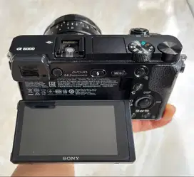 Jual  Sony alpha a6000 kit 16 50m & Lensa lensa 35mm f1.