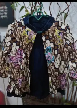 Baju batik wanita