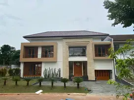 Jarang Ada Dijual Rumah Super Mewah Di Taman Telaga Golf Bsd City