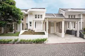 Rumah Seken Siap Huni di Rancamaya Golf Estate Full Furnished J-8907