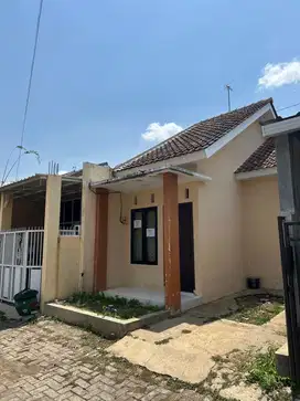 Dijual Cepat Rumah Harga 300 Juta Landungsari dekat Thursina Malang