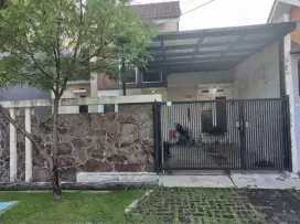 Di kontrakkan rumah di Valencia residence