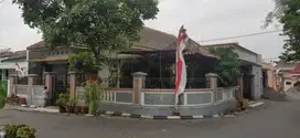 rumah murah luas 234 di dekat taman sulfat posisi hook pojok