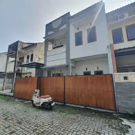 Dijual rumah 2 lantai dekat al aqsho gentan solo 525jt