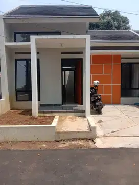 Dijual Rumah Siap Huni di Serua Ciputat