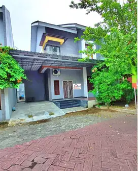 Rumah Cluster 2 Lt Bagus Semi Furnish Solo Baru