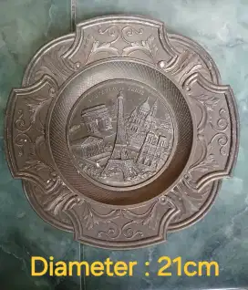 METAL EMBOSS MADE IN FRANCE VINTAGE
