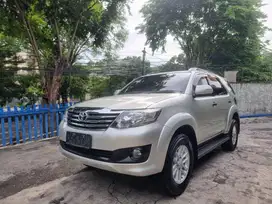 TERMURAH GRAND FORTUNER G DSL  A/T 2012 (MATIC) brng spt baru 2013 vrz