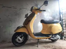 jual vespa LX I GET 125