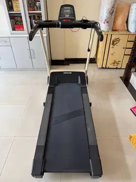 Treadmill Kettler bisa dipilat