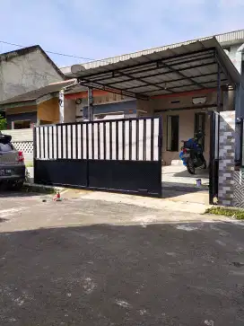 Disewakan rumah dekat MM2100 (depan STTD) Cibitung