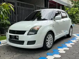 Suzuki Swift ST 2011 AT Istimewa Low KM