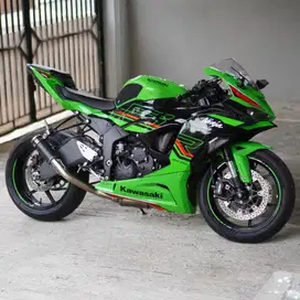 Kawasaki ZX6R ZX636 2023 KM ONLY 200 perak Facelift Pajak full 1tgn