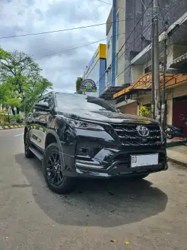 Fortuner 2.8 GR 2023 AT 4x2