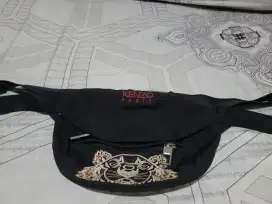 Di jual tas pinggang kenzo original