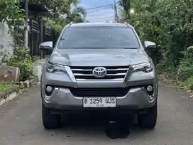 Toyota Fortuner VRZ 2.4 At 4x2 2018 Silver