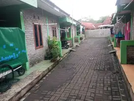 Rumah Kontrakan 12 Unit isi Full di Purwakarta Kota Dijual Murah