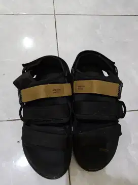 Sandal Hijack edisi Marvel size 41