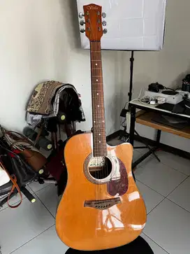 Jual Gitar Akustik Voila