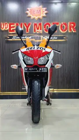 Honda CBR 150 Repsol thn 2015.